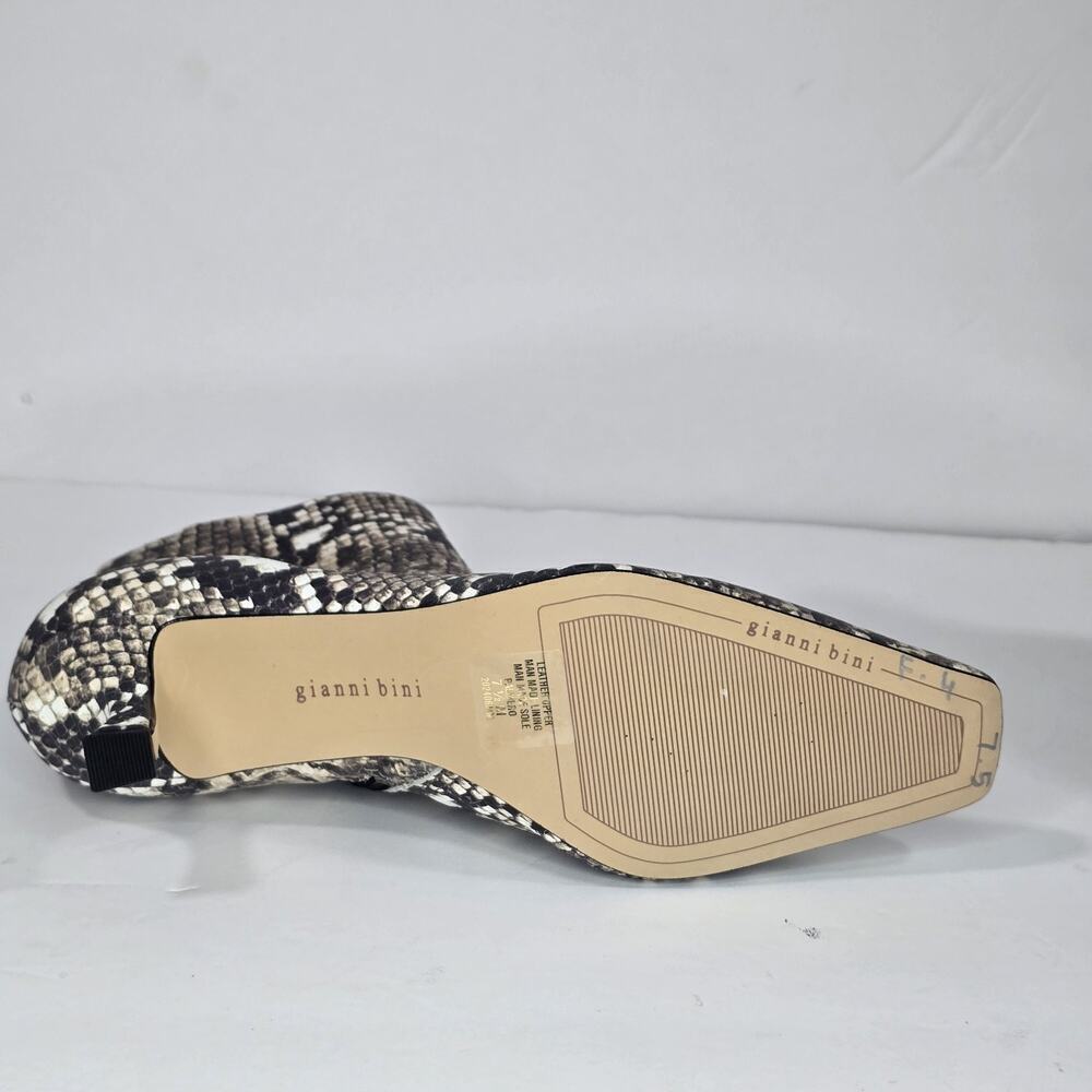 Gianni Bini Women’s Ankle Boots 7.5 Snake Print Side Zip Pointed Toe Kitten Heel - Picture 9 of 11